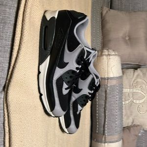 Nike air max US 9.5 women’s